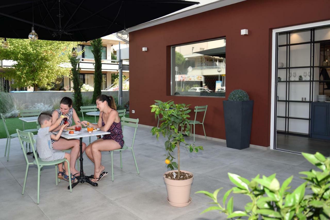 Hotel Abc Cervia Exterior foto