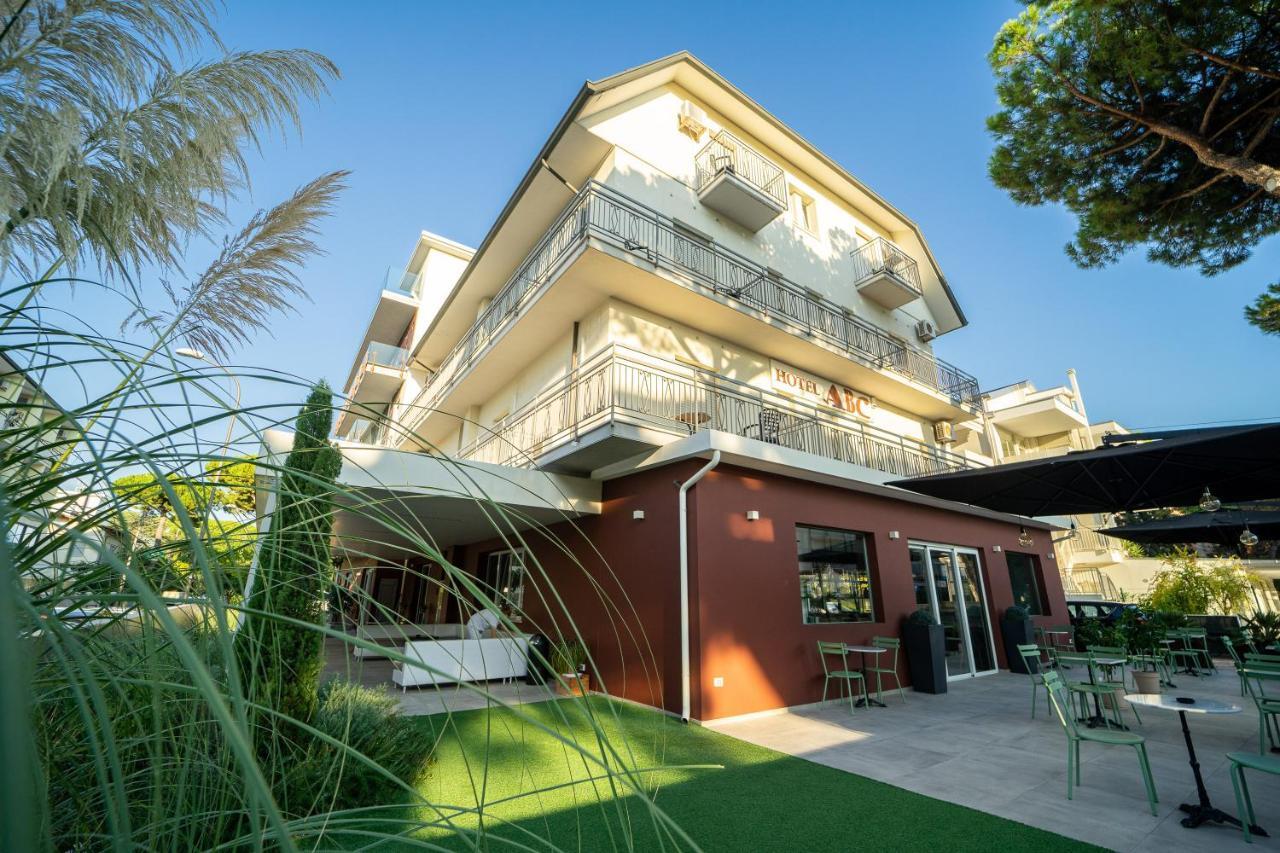 Hotel Abc Cervia Exterior foto